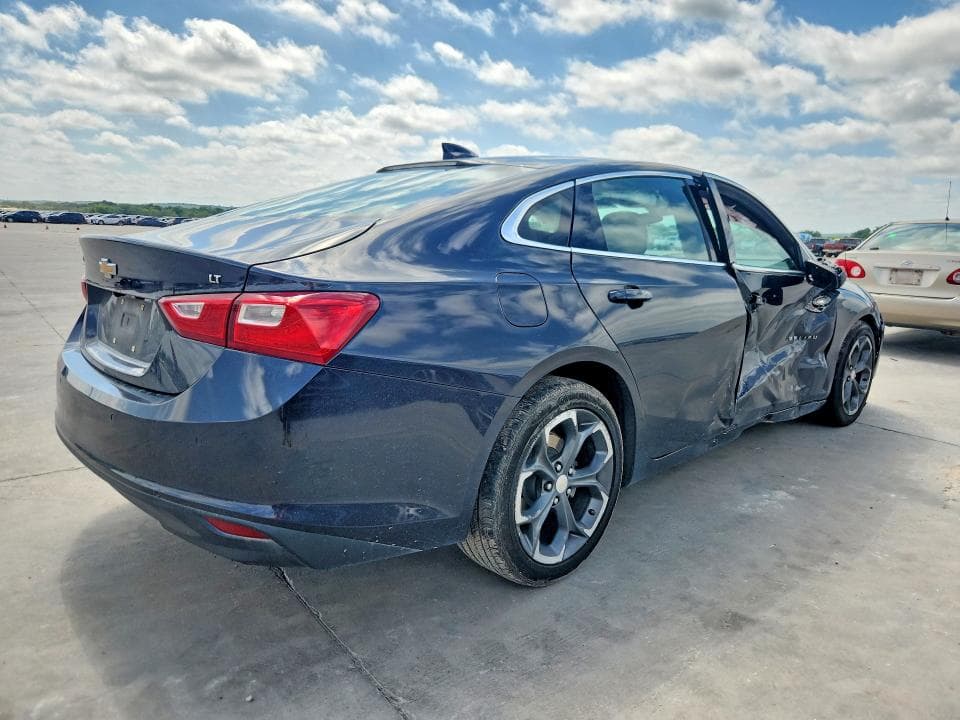 2023 CHEVROLET MALIBU LT LT 3