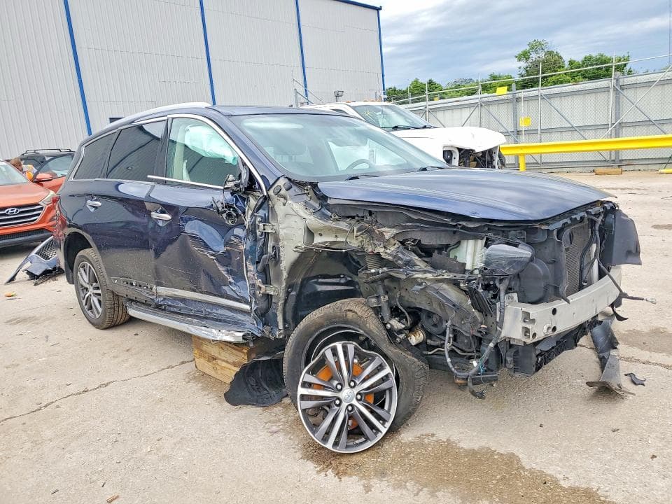 2017 INFINITI QX60 BASE 4