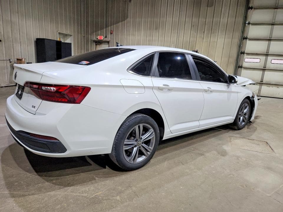 2024 VOLKSWAGEN JETTA SE 3