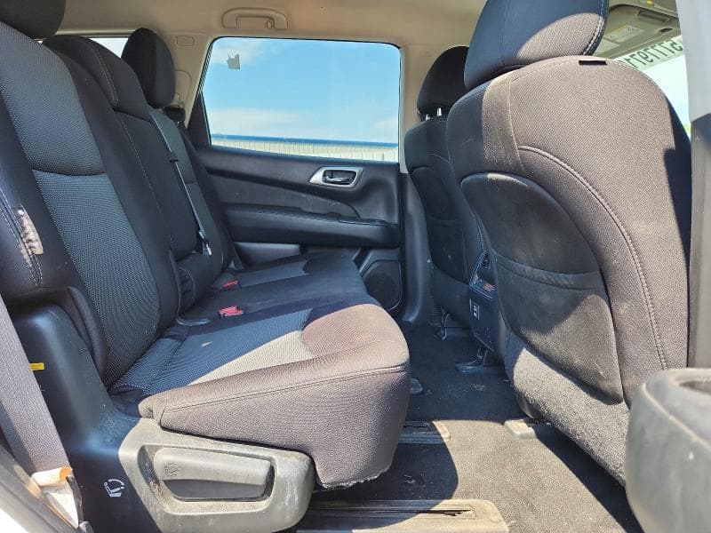 2018 NISSAN PATHFINDER S 11