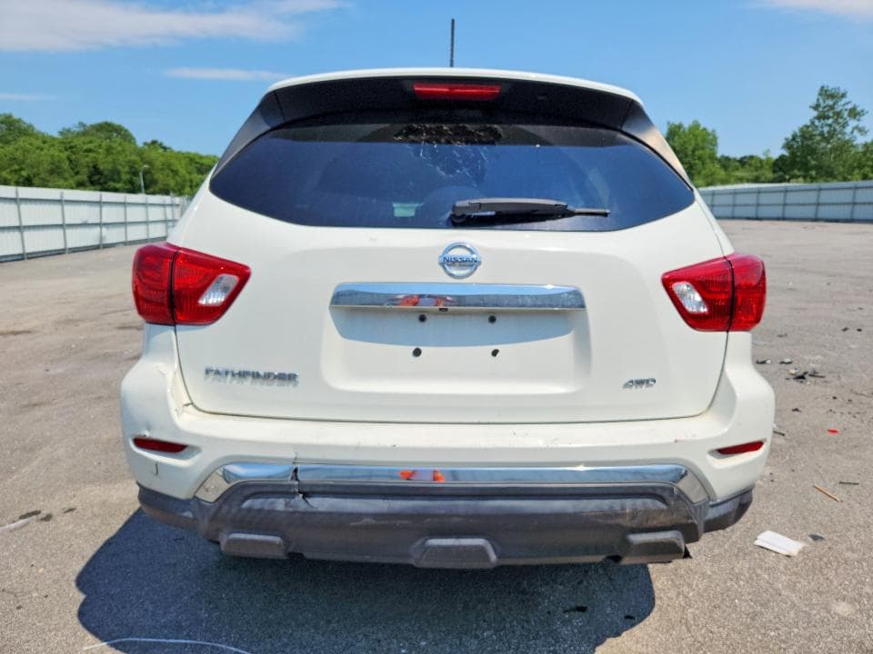 2018 NISSAN PATHFINDER S 6