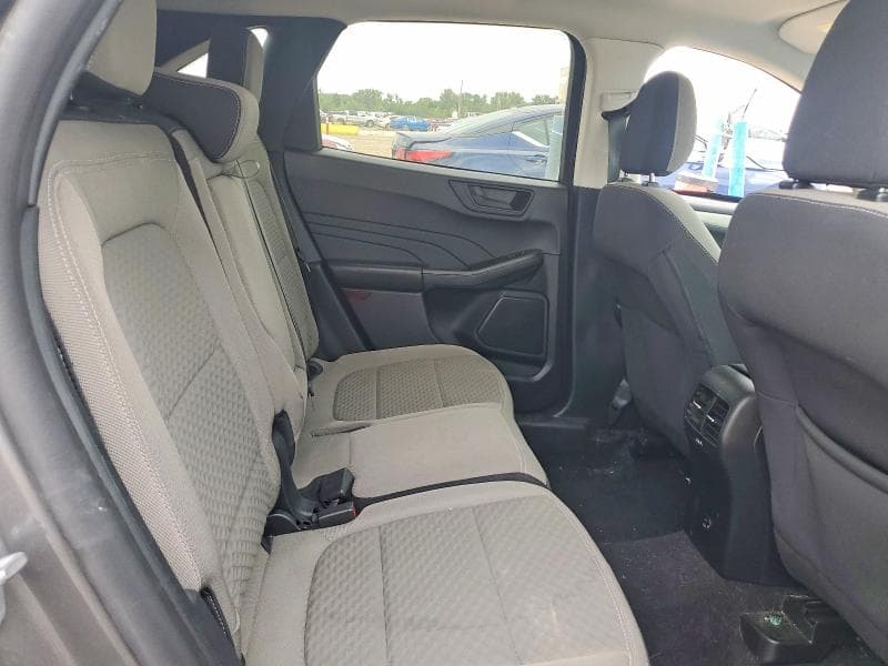 2022 FORD ESCAPE SE 11