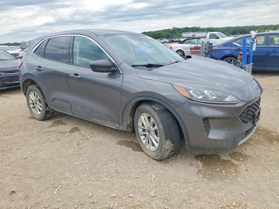 2022 FORD ESCAPE SE 4