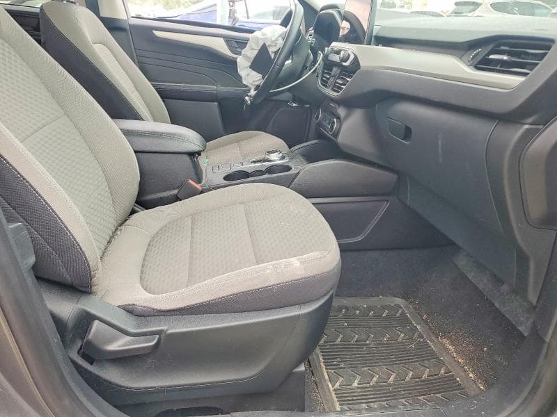 2022 FORD ESCAPE SE 7