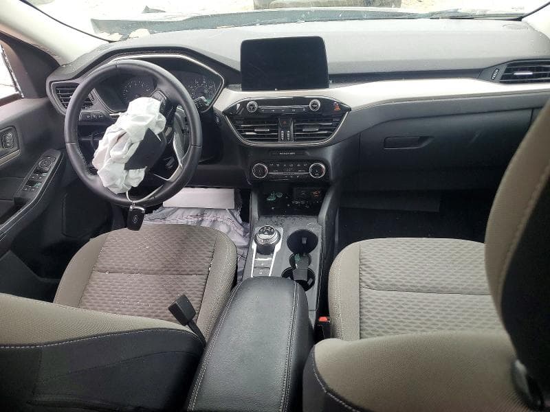 2022 FORD ESCAPE SE 8
