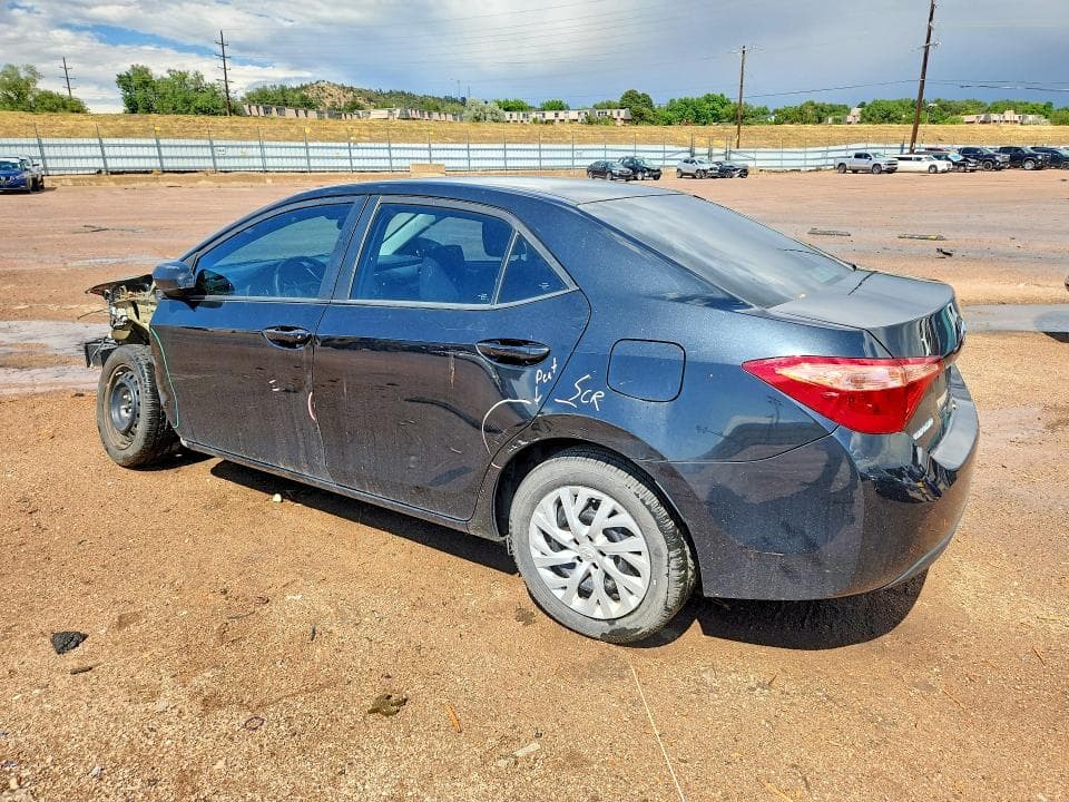 2018 TOYOTA COROLLA LE 2