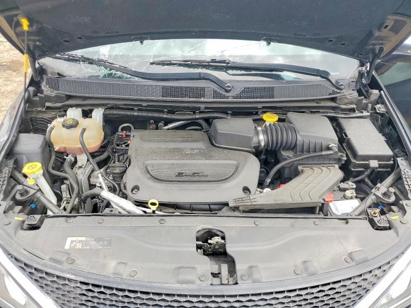2020 CHRYSLER PACIFICA LIMITED 12