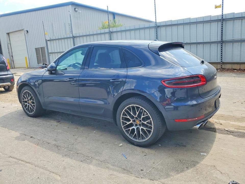 2018 PORSCHE MACAN 2