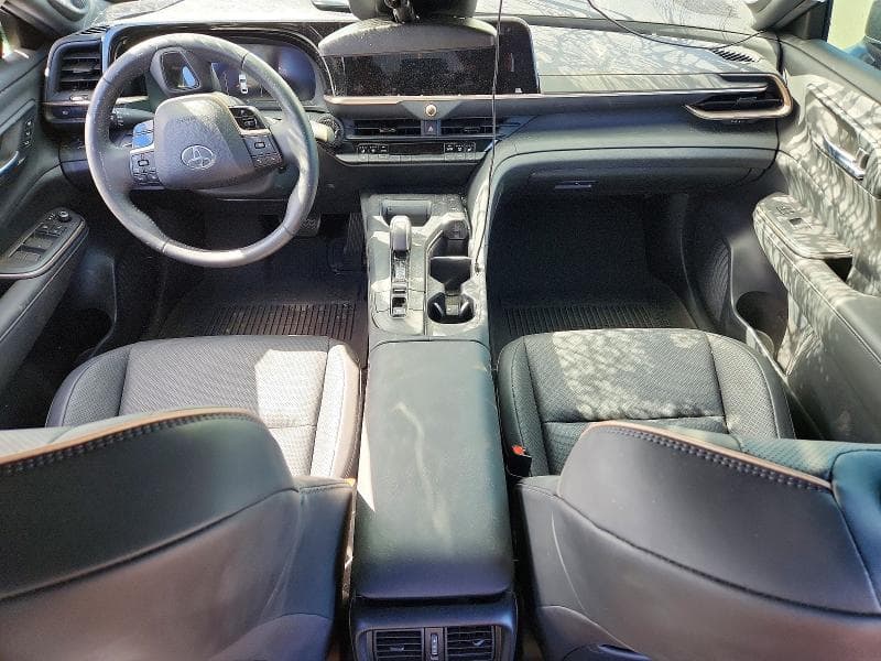 2023 TOYOTA CROWN PLATINUM PLATINUM 8