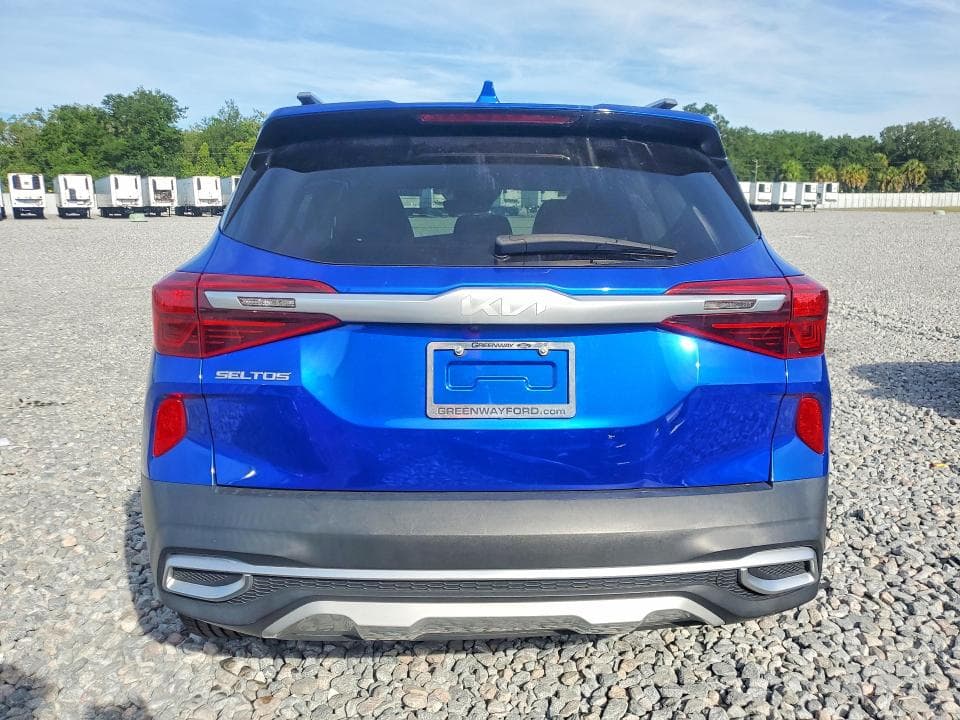 2022 KIA SELTOS EX 6