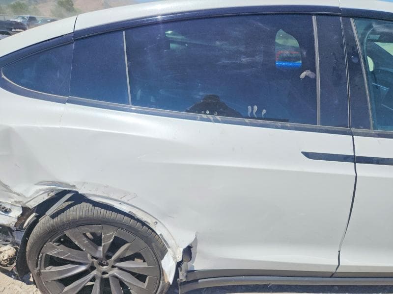 2022 TESLA MODEL X 10