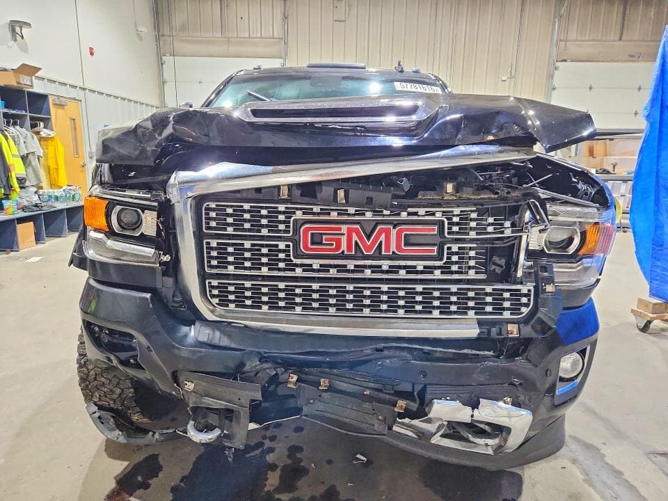 2019 GMC SIERRA K2500 DENALI K2500 DENALI 5