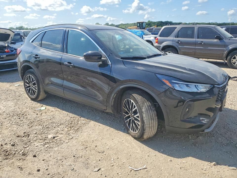 2024 FORD ESCAPE 4