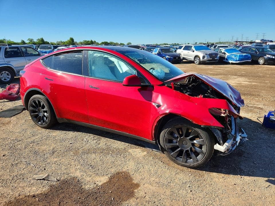 2022 TESLA MODEL Y 4