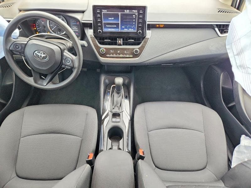 2020 TOYOTA COROLLA LE LE 8