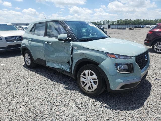 2025 HYUNDAI VENUE SE 4