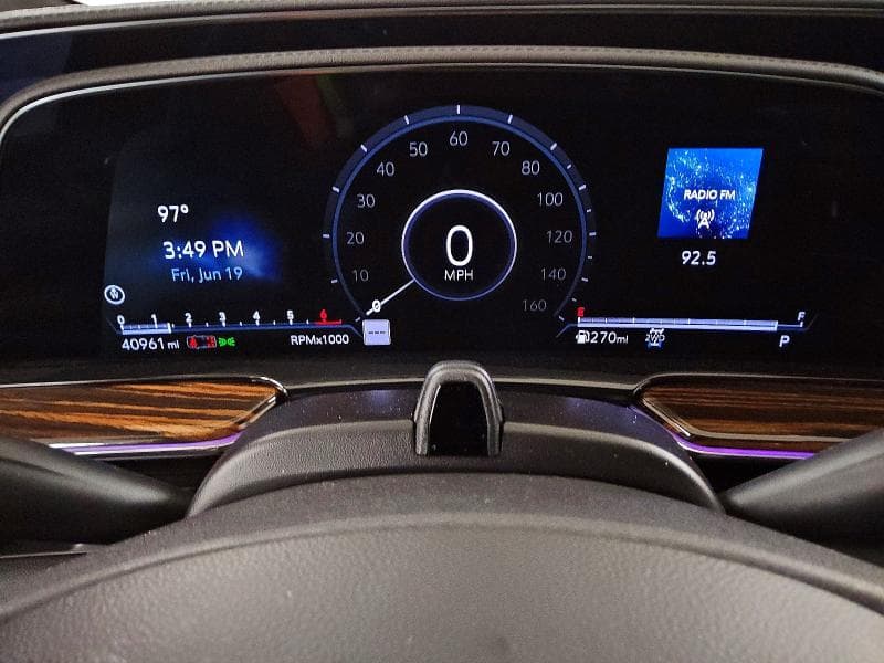 2023 CADILLAC ESCALADE PREMIUM LUXURY 9