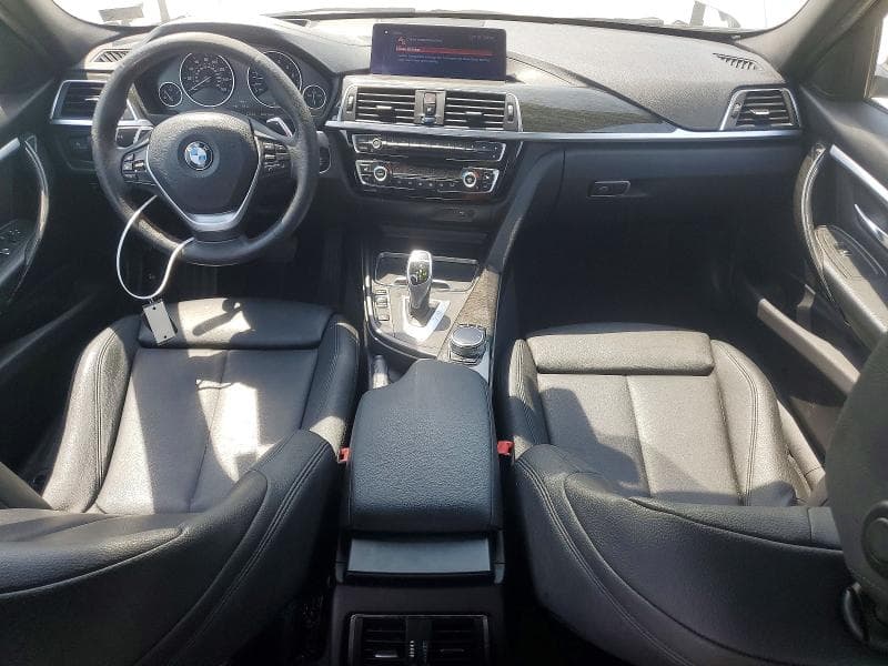 2018 BMW 330 XI 8
