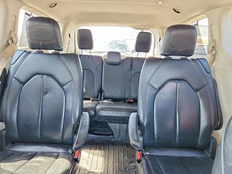 2018 CHRYSLER PACIFICA TOURING L 10