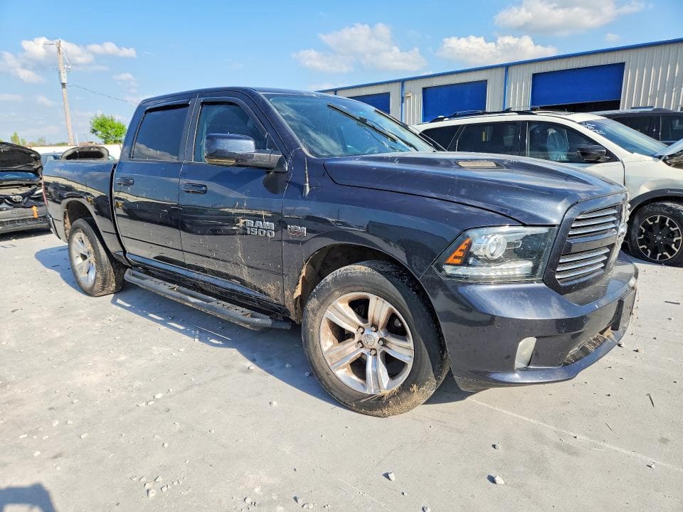 2017 RAM 1500 SPORT 4
