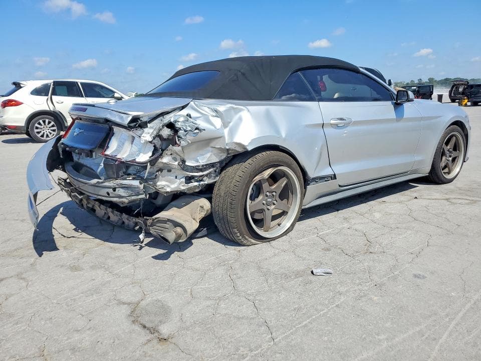 2019 FORD MUSTANG 3