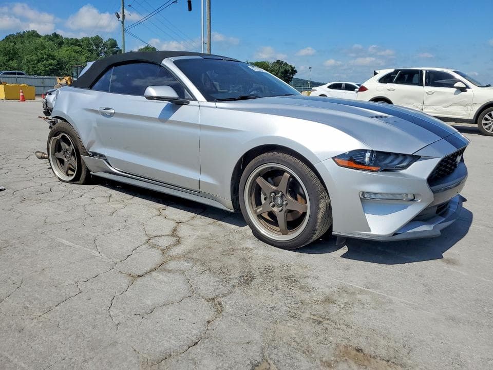 2019 FORD MUSTANG 4