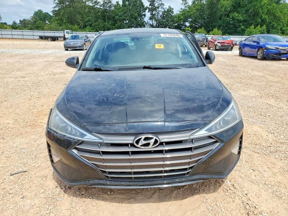 2019 HYUNDAI ELANTRA SEL 5