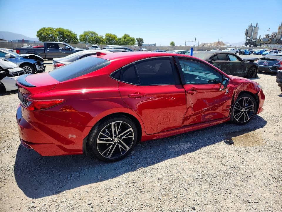 2025 TOYOTA CAMRY XSE 3
