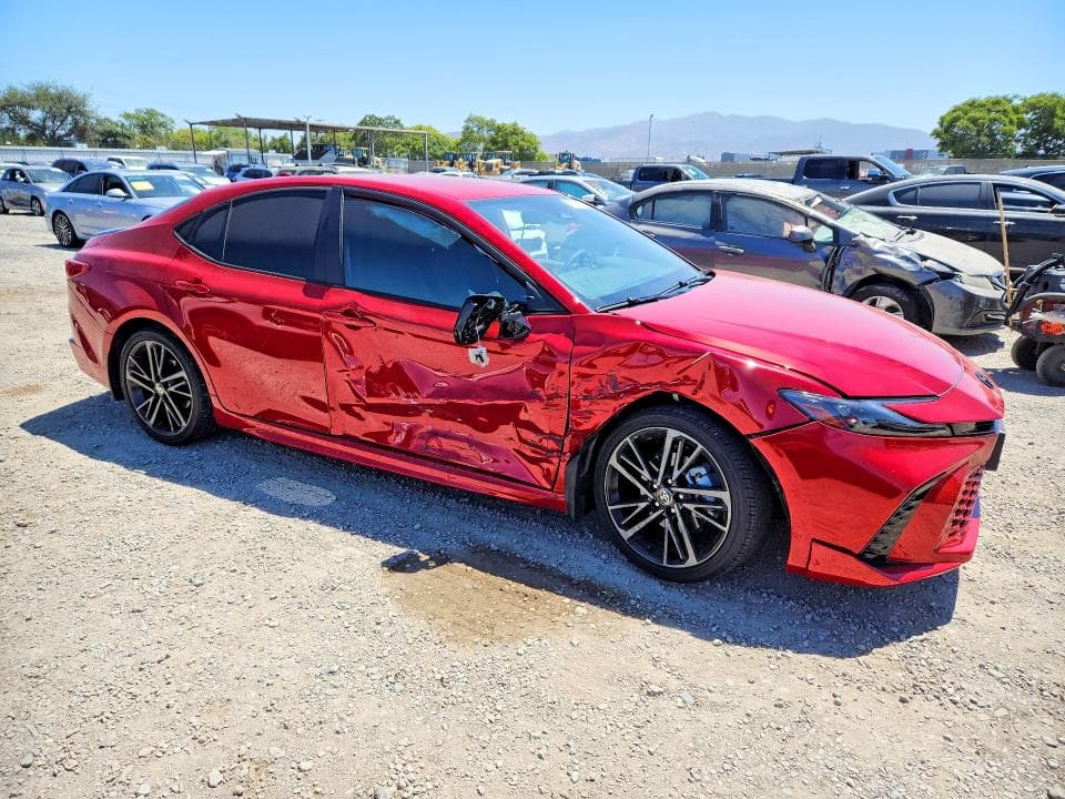 2025 TOYOTA CAMRY XSE 4