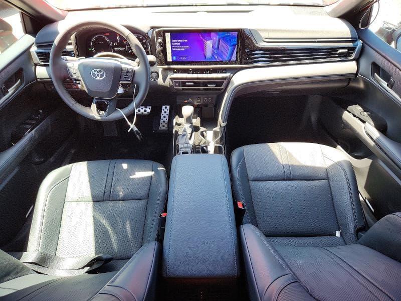 2025 TOYOTA CAMRY XSE 8