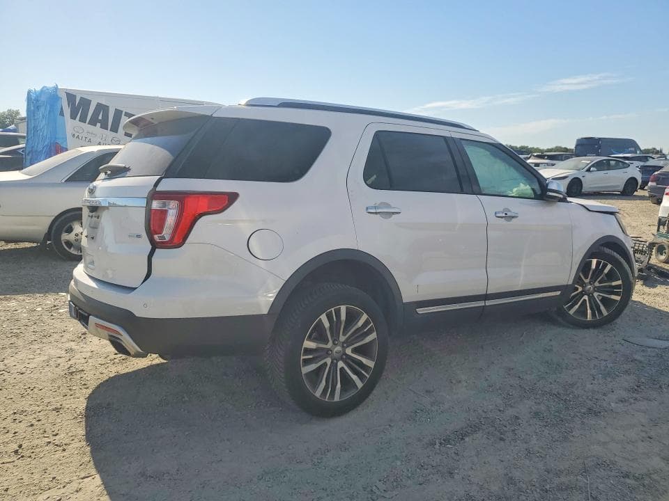2017 FORD EXPLORER PLATINUM 3