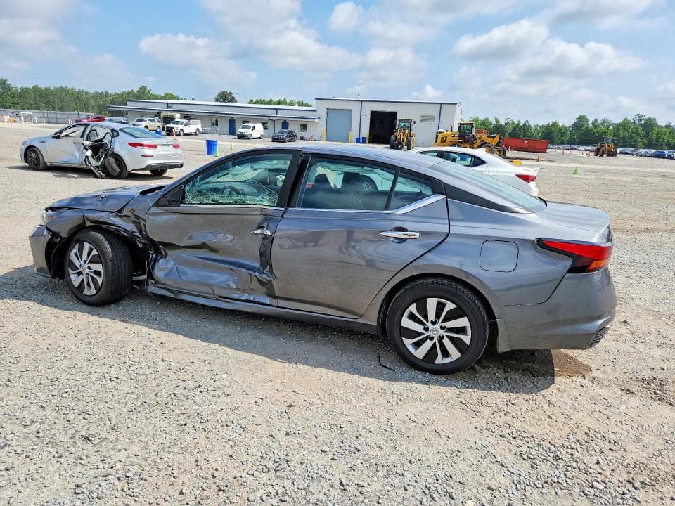 2024 NISSAN ALTIMA S 2