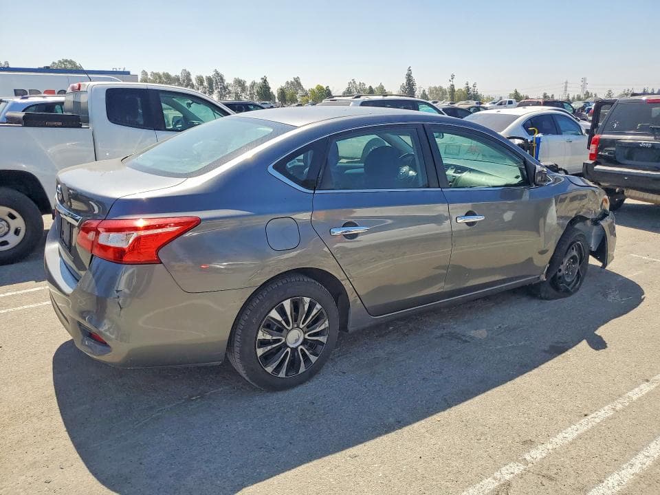 2018 NISSAN SENTRA S 3