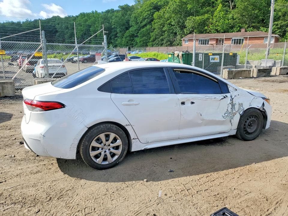 2021 TOYOTA COROLLA LE LE 3