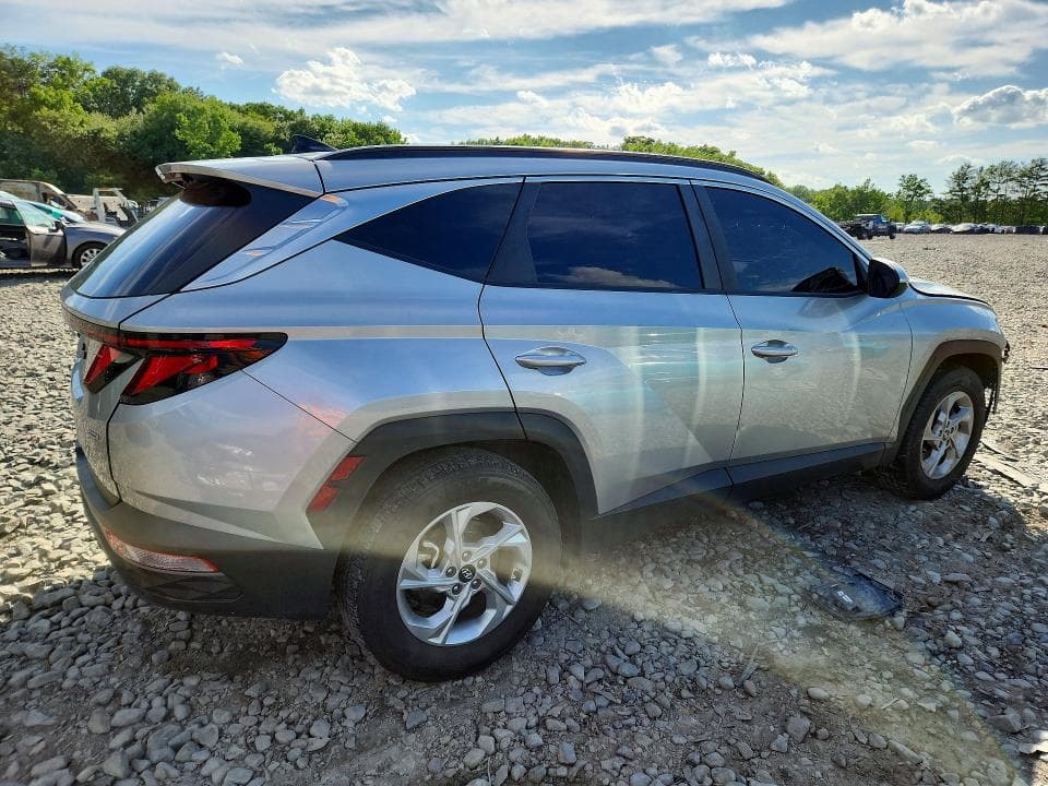 2024 HYUNDAI TUCSON SEL 3