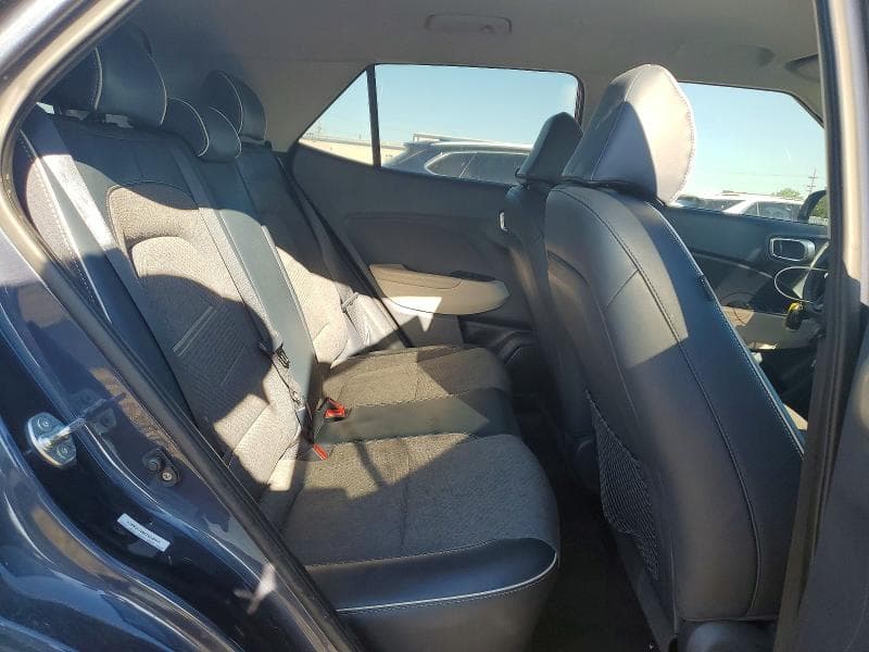 2025 HYUNDAI VENUE LIMITED LIMITED 11