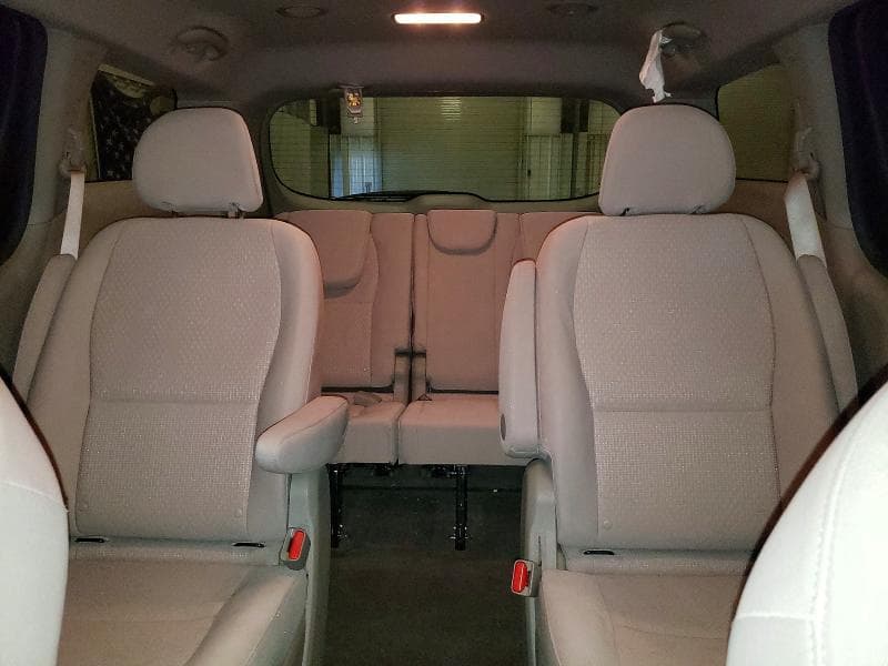 2018 KIA SEDONA L 10