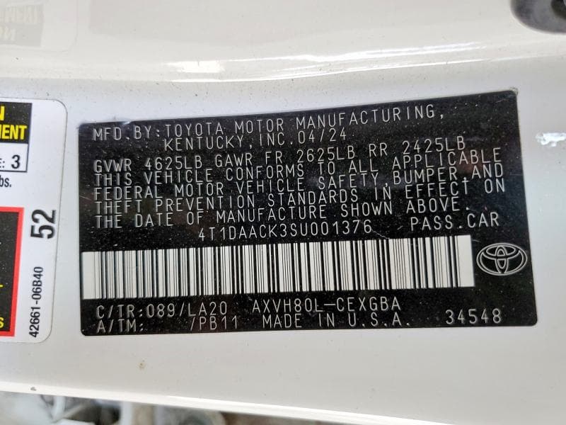 2025 TOYOTA CAMRY XLE 12