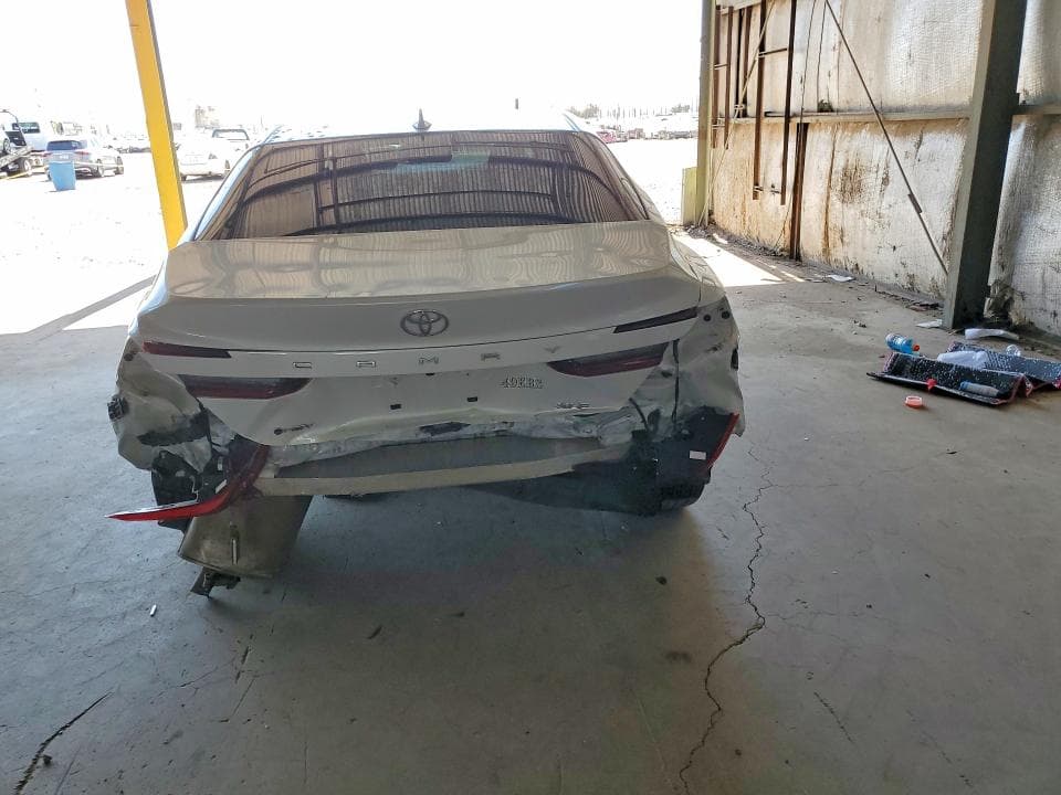 2025 TOYOTA CAMRY XLE 6