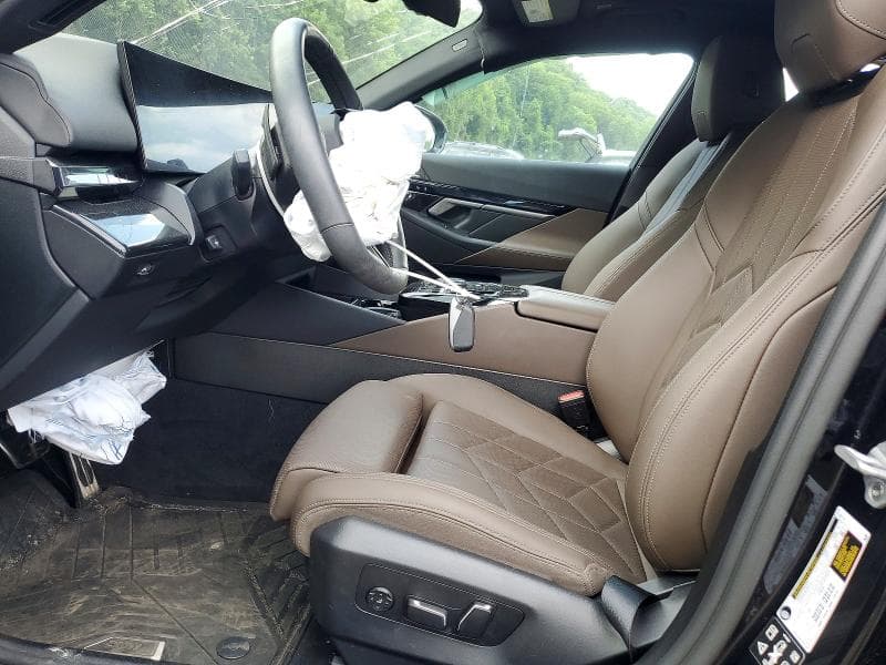 2025 BMW 540 XI 7