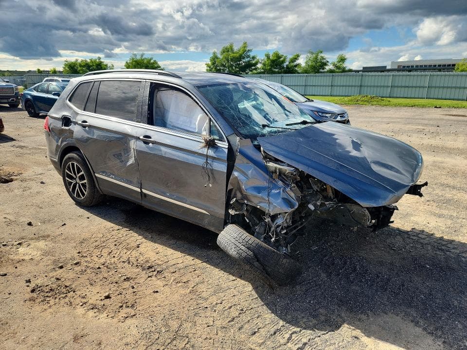 2021 VOLKSWAGEN TIGUAN SE SE 4