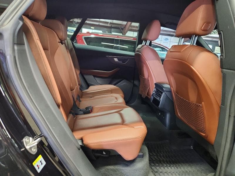 2019 AUDI Q8 PROGRESSIV S-LINE PROGRESSIV S-LINE 12