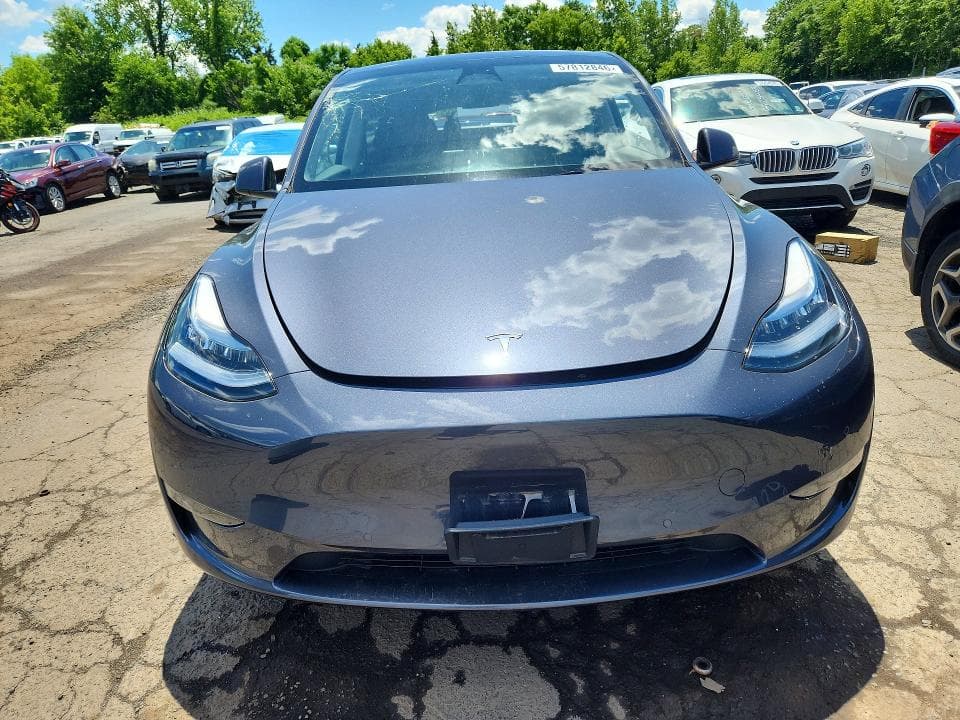 2022 TESLA MODEL Y 5