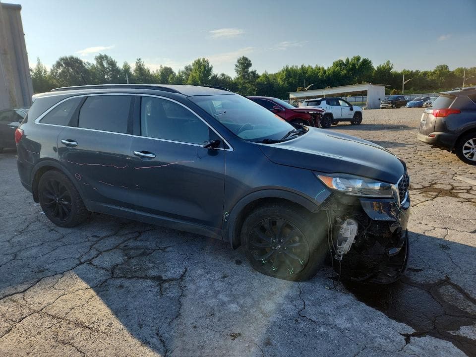 2020 KIA SORENTO S 4