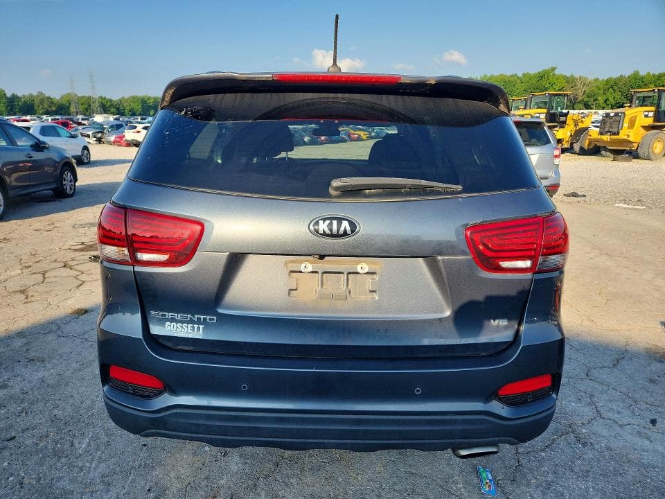 2020 KIA SORENTO S 6