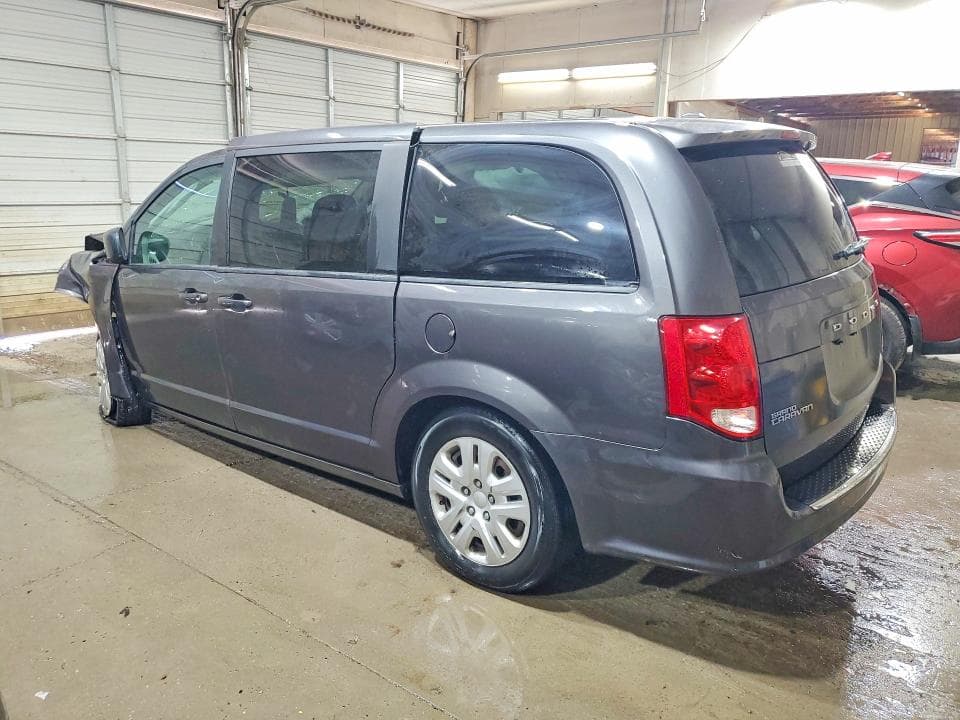 2018 DODGE GRAND CARAVAN SE 2