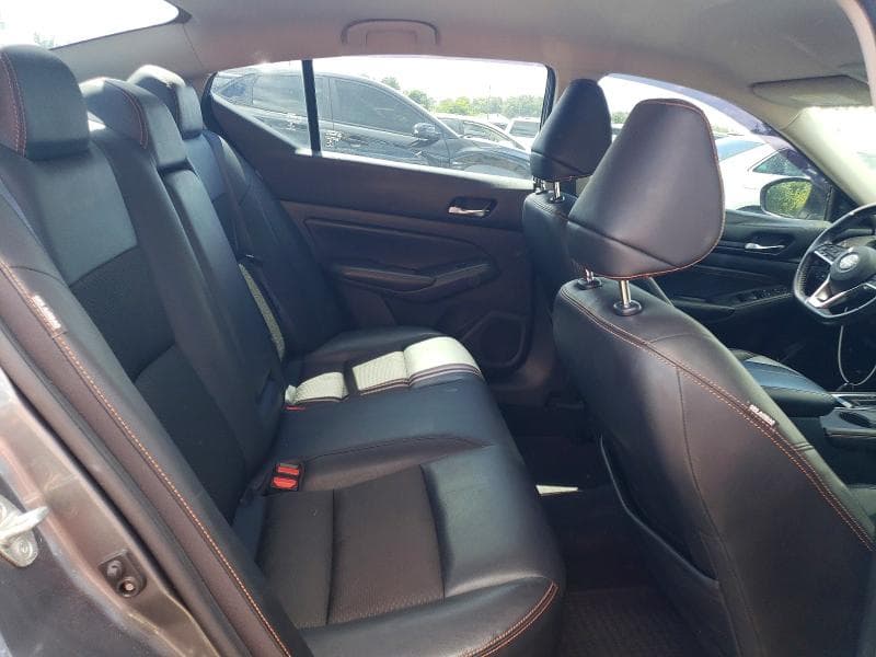 2020 NISSAN ALTIMA SR 10
