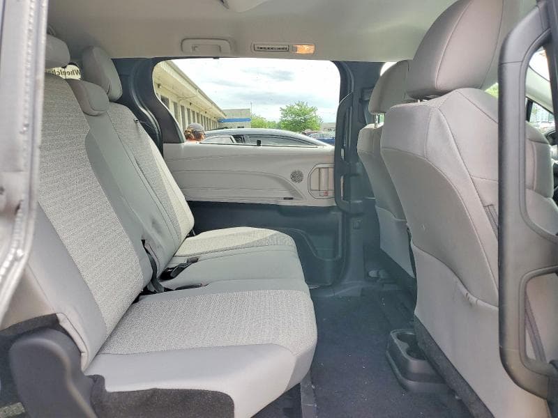 2026 TOYOTA SIENNA LE 11