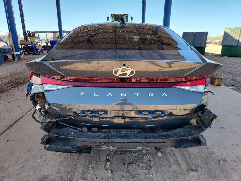 2026 HYUNDAI ELANTRA SE 6