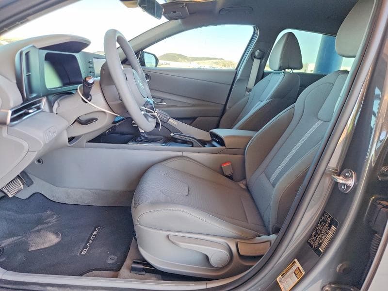 2026 HYUNDAI ELANTRA SE 7